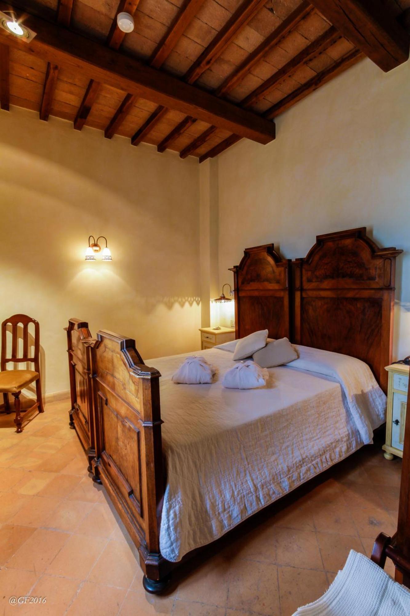 San Pietro Sopra Le Acque Resort&Spa Massa Martana Habitación foto