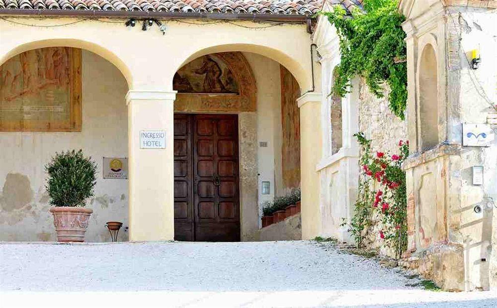 San Pietro Sopra Le Acque Resort&Spa Massa Martana Exterior foto